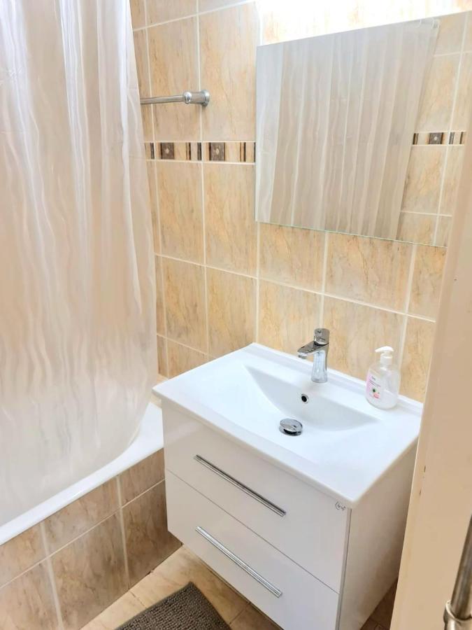 Stunning Views' Apartment With Pool بافوس المظهر الخارجي الصورة